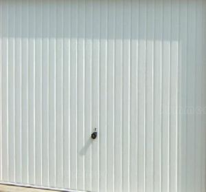 Up and over door style