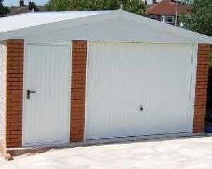 Front wall design