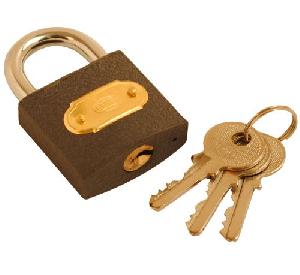 GARAGES AND CARPORTS xx - Padlocks