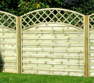 Fence Panel 450 - Planed Timber, 9mm Reeded Boards, 2x2 Frame