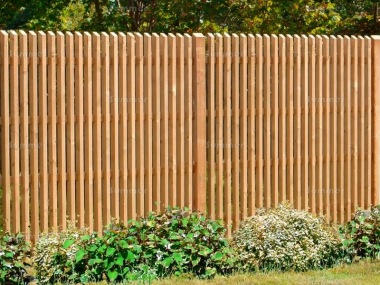 Fence Panel 614 - Larch, Planed, 35mm Thick Chamfered Pales