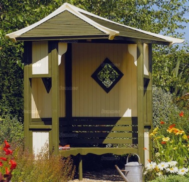 Corner Arbour 33 Corner Arbour 33