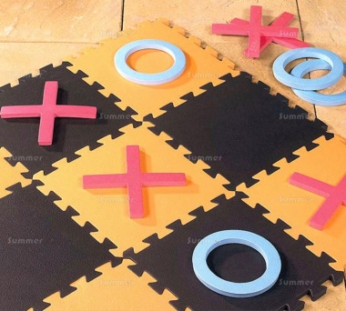 Giant Noughts and Crosses 531