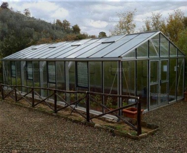 Large Aluminium Greenhouse 375 - Portal Frame Large Aluminium Greenhouse 375 - Portal Frame