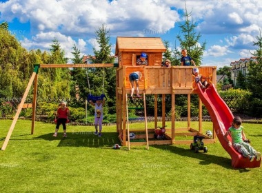 Platform Play Centre 318 - With Slide and 2 Swings