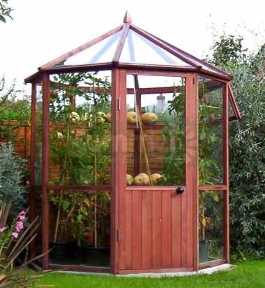 Cedar Octagonal Greenhouse 851 Cedar Octagonal Greenhouse 851